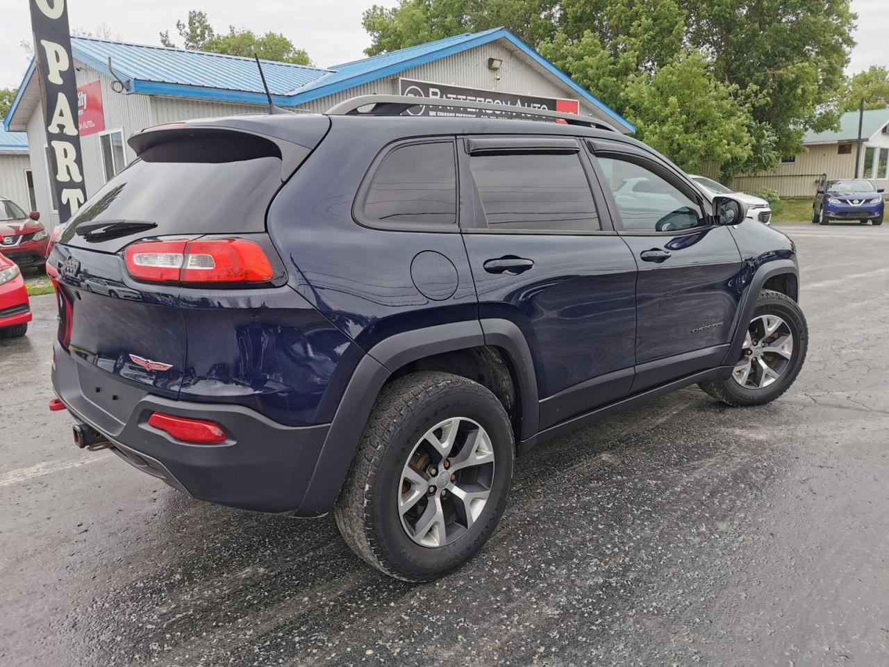2016 Jeep Cherokee Trailhawk - Photo #6