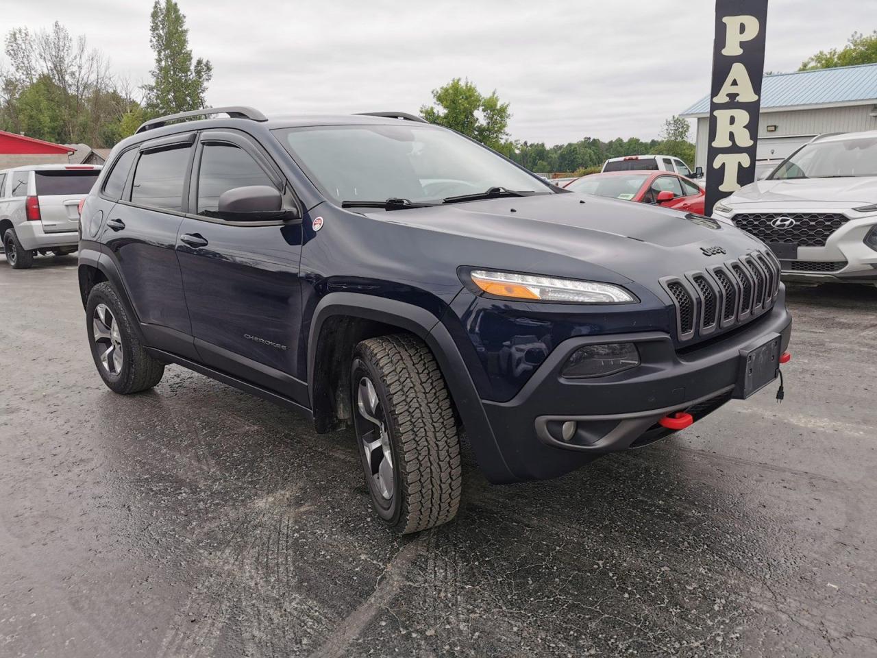 2016 Jeep Cherokee Trailhawk - Photo #8