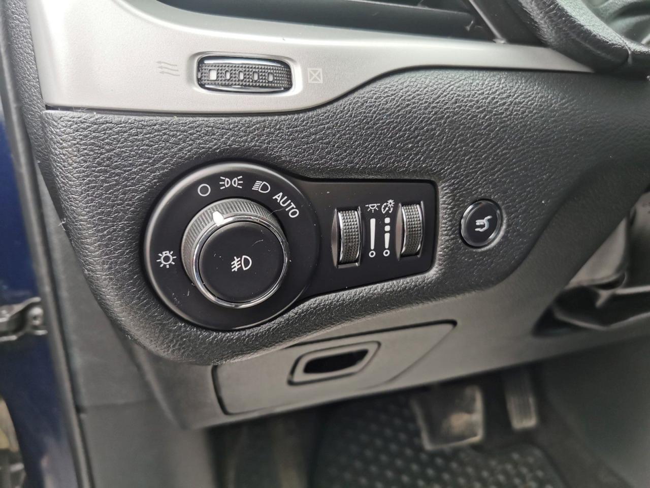 2016 Jeep Cherokee Trailhawk - Photo #13