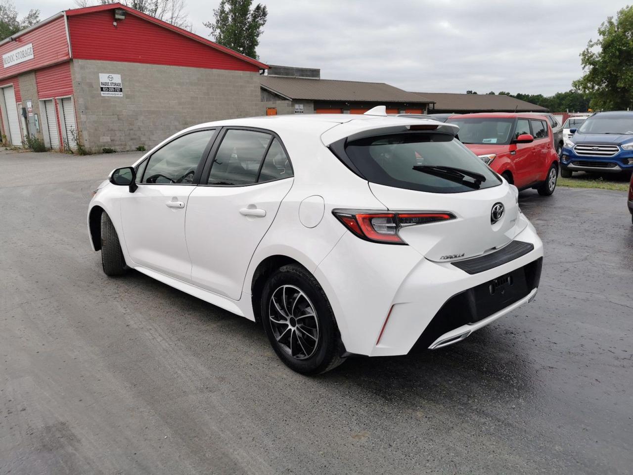 2020 Toyota Corolla SE - Photo #5