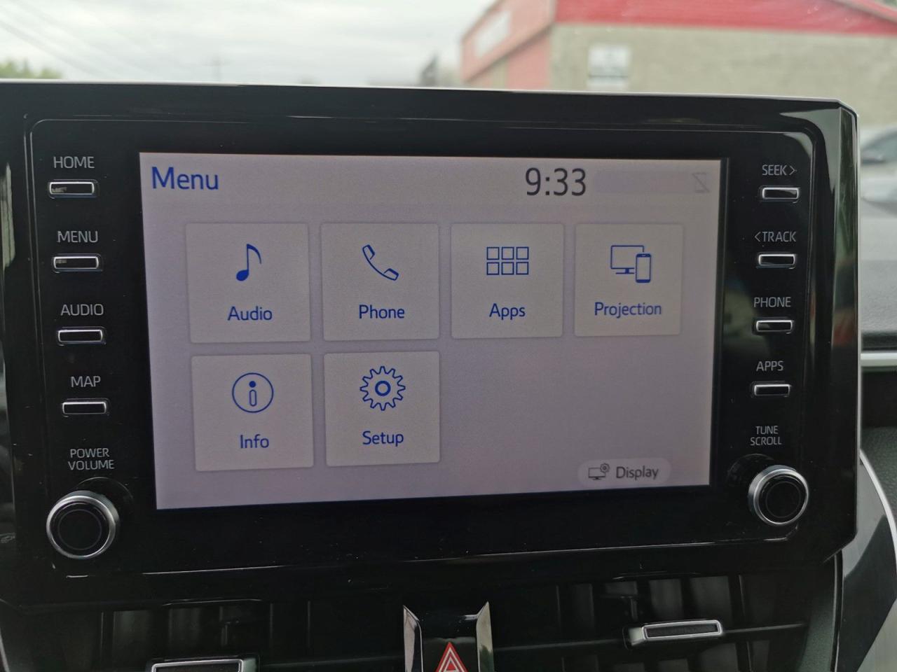 2020 Toyota Corolla SE - Photo #18