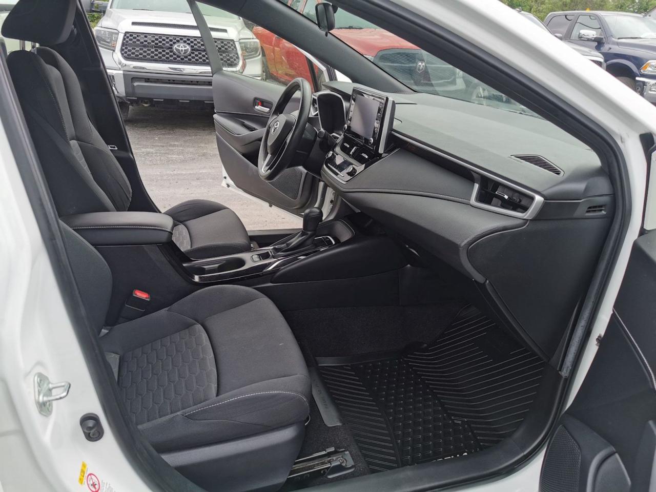 2020 Toyota Corolla SE - Photo #27