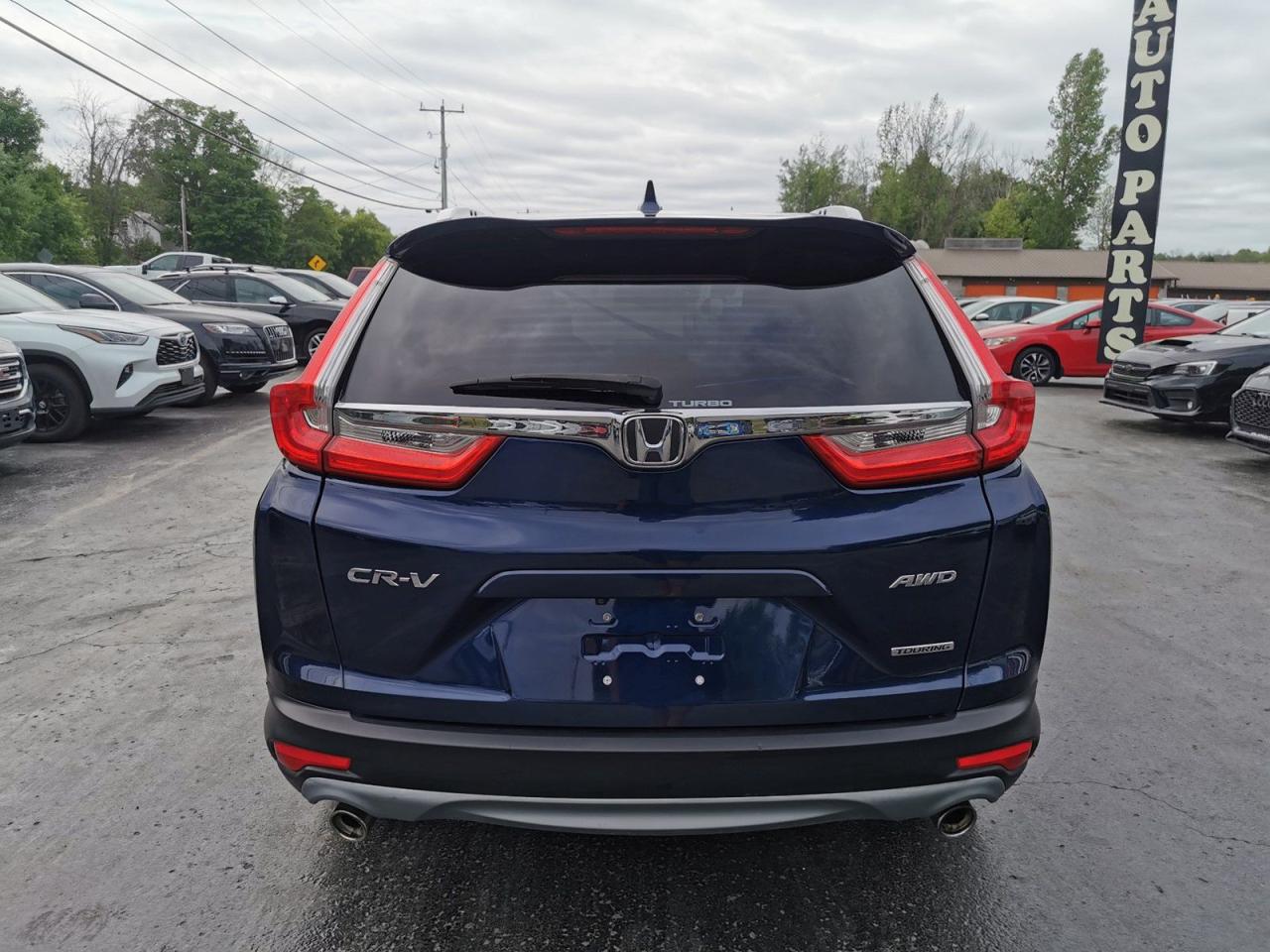 2019 Honda CR-V Touring AWD - Photo #7