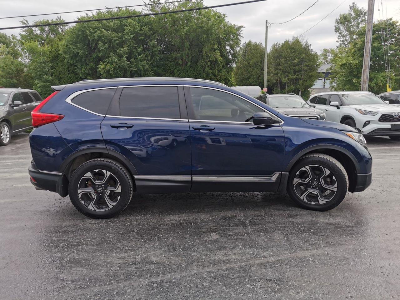 2019 Honda CR-V Touring AWD - Photo #8