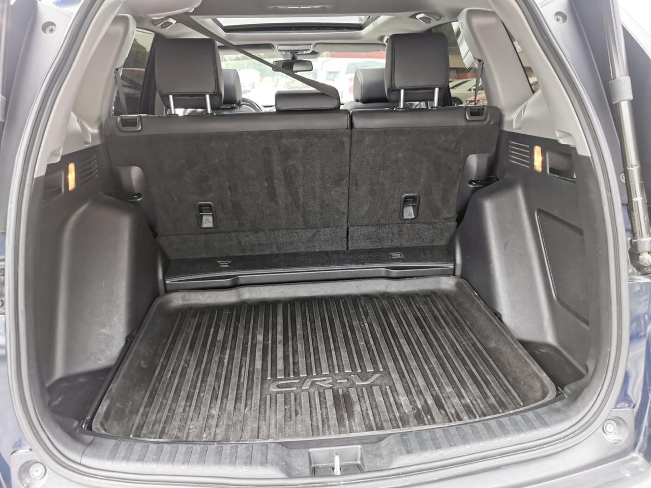 2019 Honda CR-V Touring AWD - Photo #16