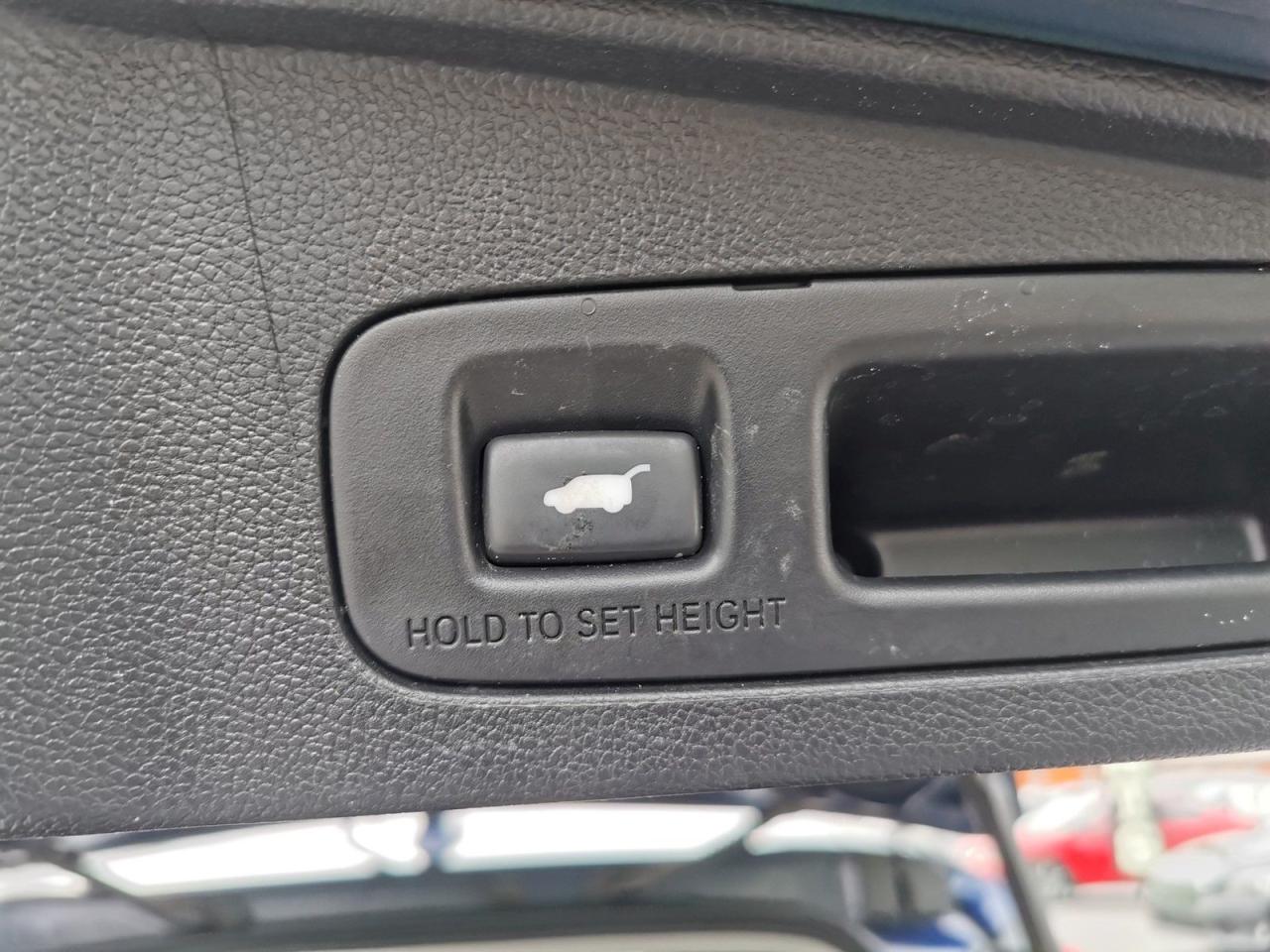 2019 Honda CR-V Touring AWD - Photo #32