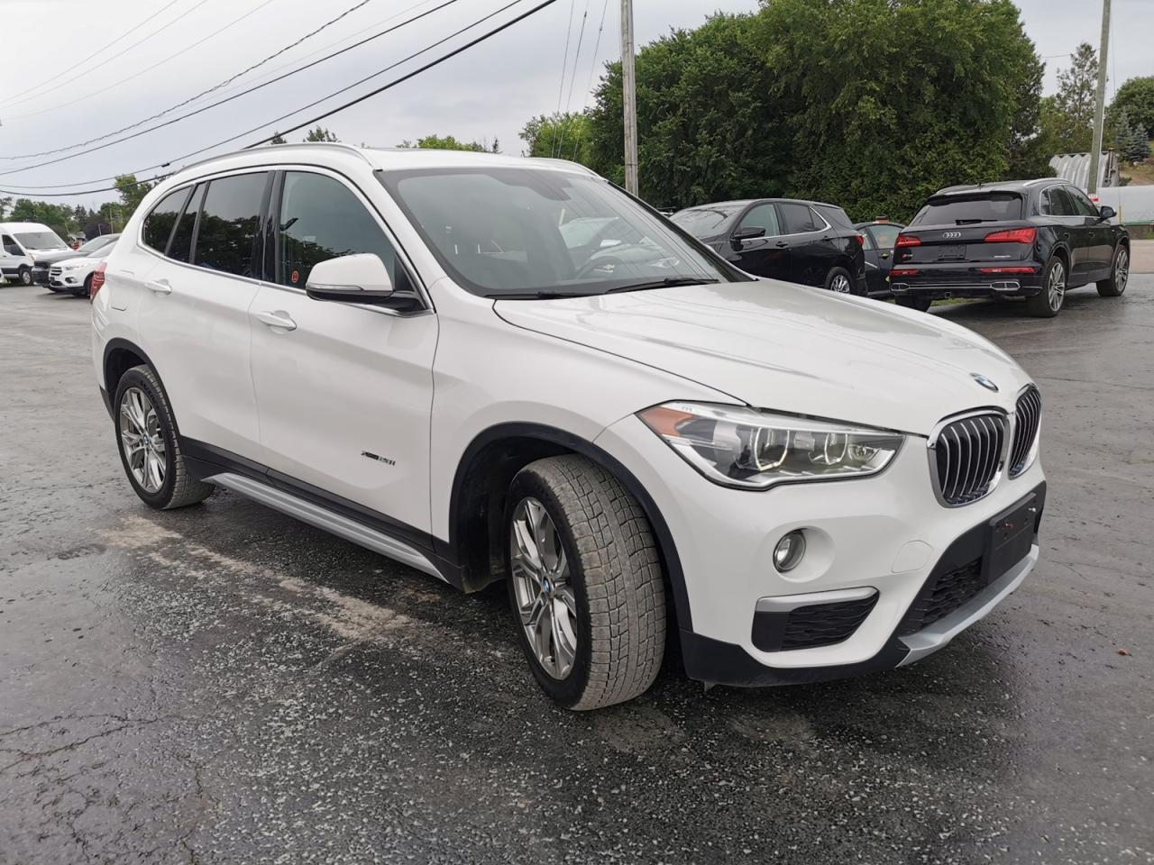 2018 BMW X1 28i xDrive - Photo #5