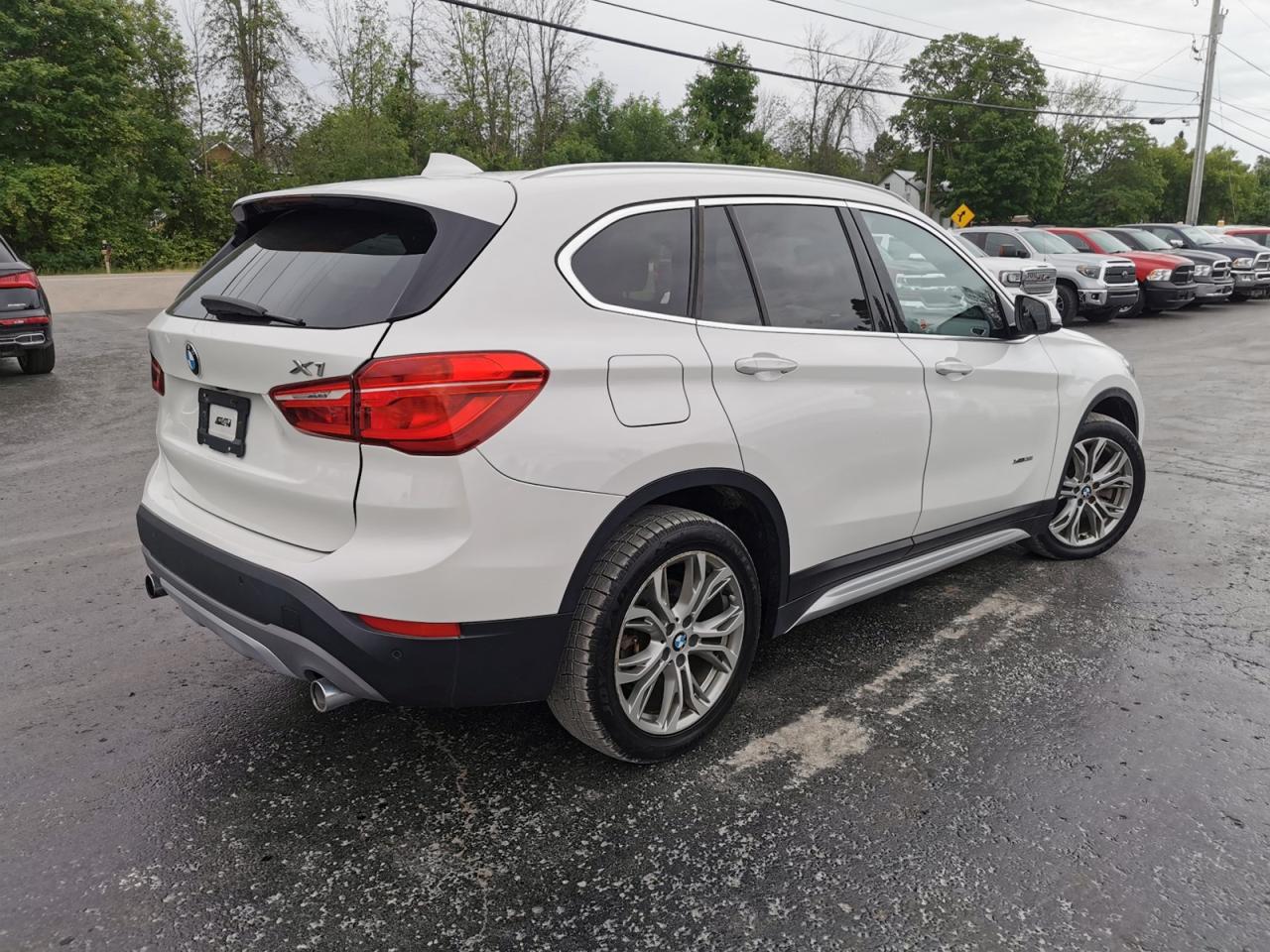 2018 BMW X1 28i xDrive - Photo #8