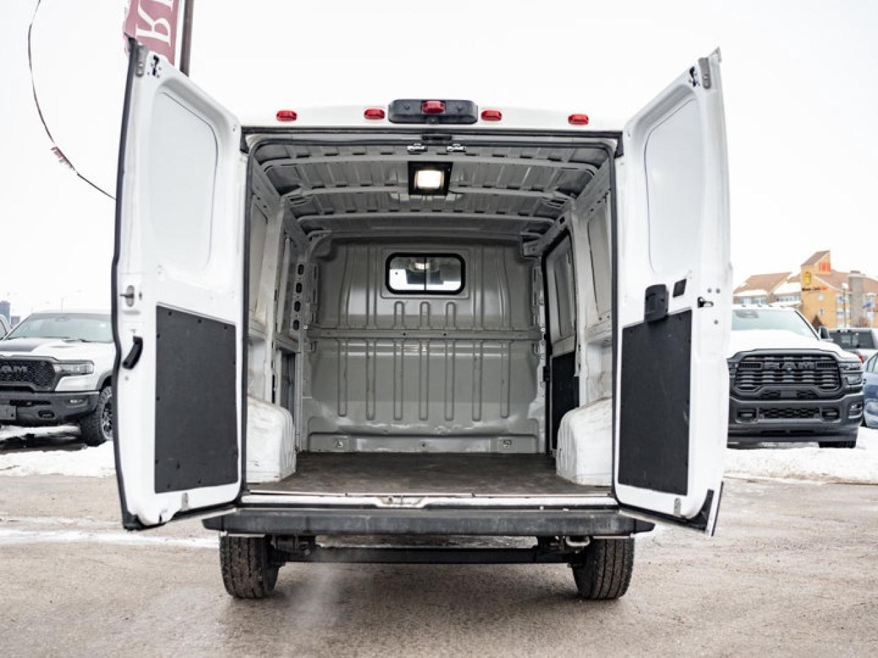 2024 RAM Cargo Van ProMaster TRADESMAN Photo