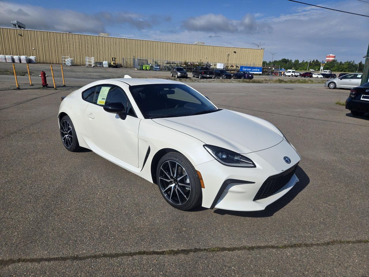 2025 Toyota GR86 GR86 MT (PREMIUM PAINT) Photo