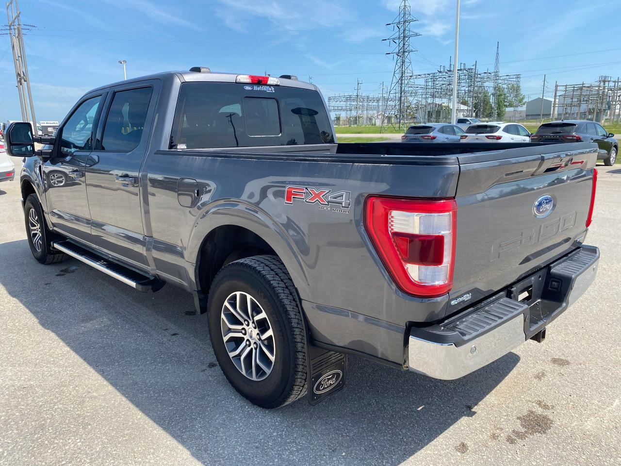 2022 Ford F-150 Lariat Photo3