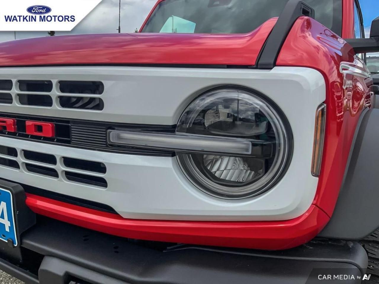 2024 Ford Bronco 4DOOR 4X4 HERITAGE Photo10