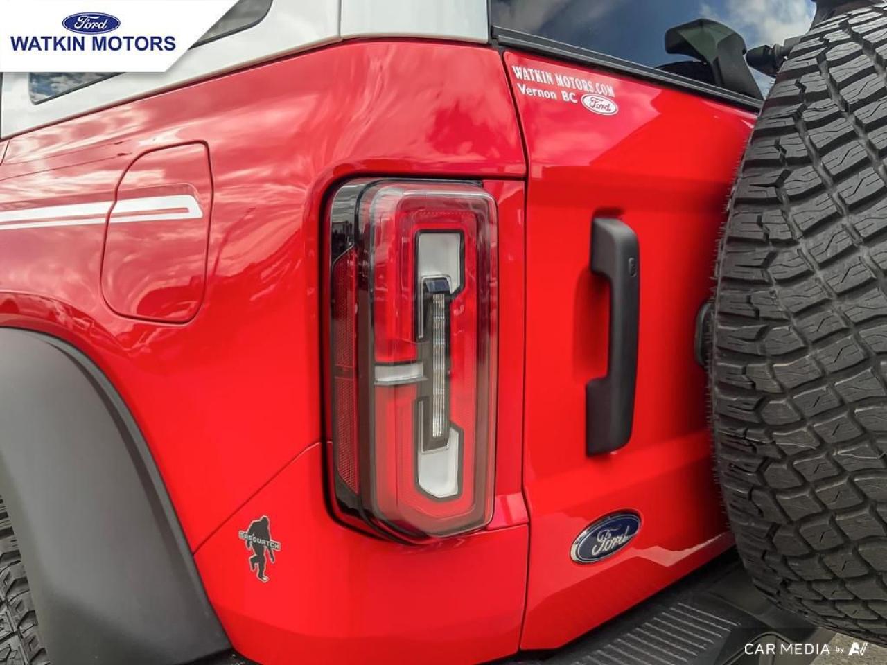 2024 Ford Bronco 4DOOR 4X4 HERITAGE Photo13