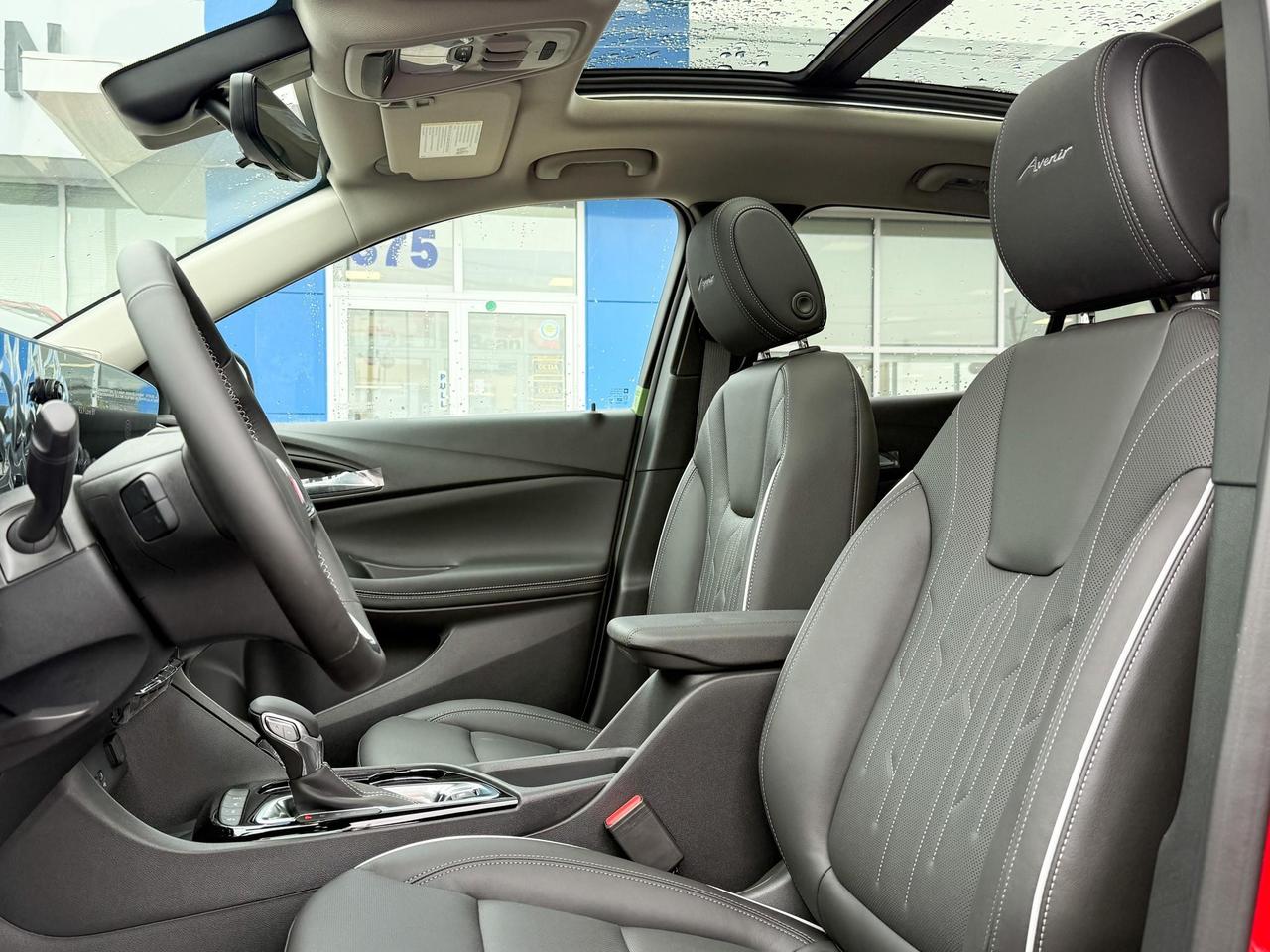 2026 Buick Encore GX Avenir 1.3L 3CYL WITH REMOTE START/ENTRY, SUNROOF, HEATED SEATS, HEATED STEERING WHEEL, HD SURROUND VISION, Photo