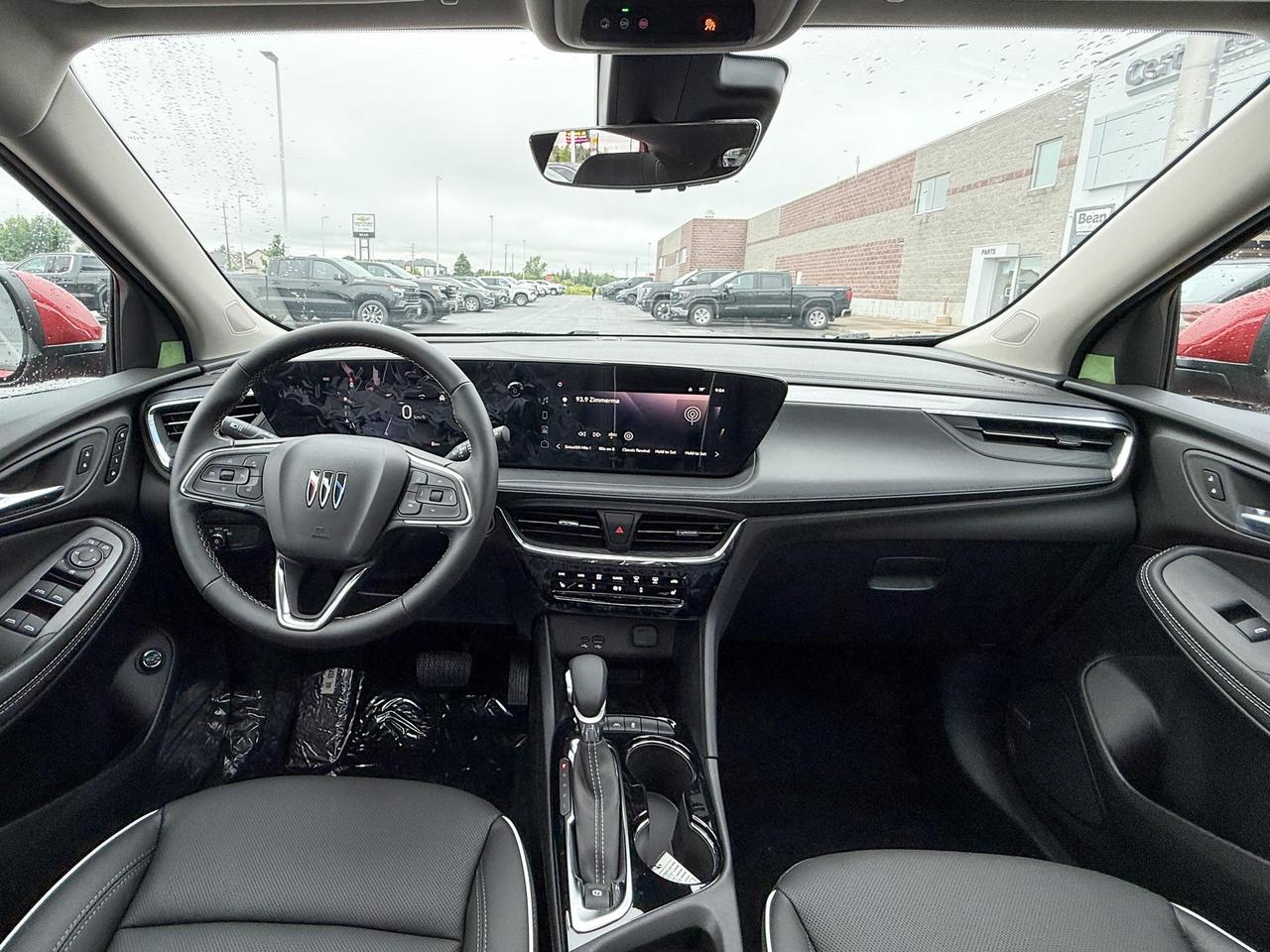 2026 Buick Encore GX Avenir 1.3L 3CYL WITH REMOTE START/ENTRY, SUNROOF, HEATED SEATS, HEATED STEERING WHEEL, HD SURROUND VISION, Photo