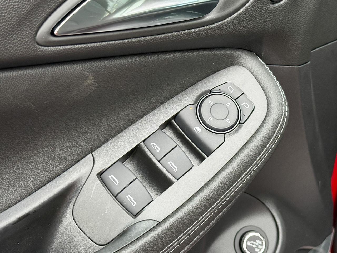 2026 Buick Encore GX Avenir 1.3L 3CYL WITH REMOTE START/ENTRY, SUNROOF, HEATED SEATS, HEATED STEERING WHEEL, HD SURROUND VISION, Photo
