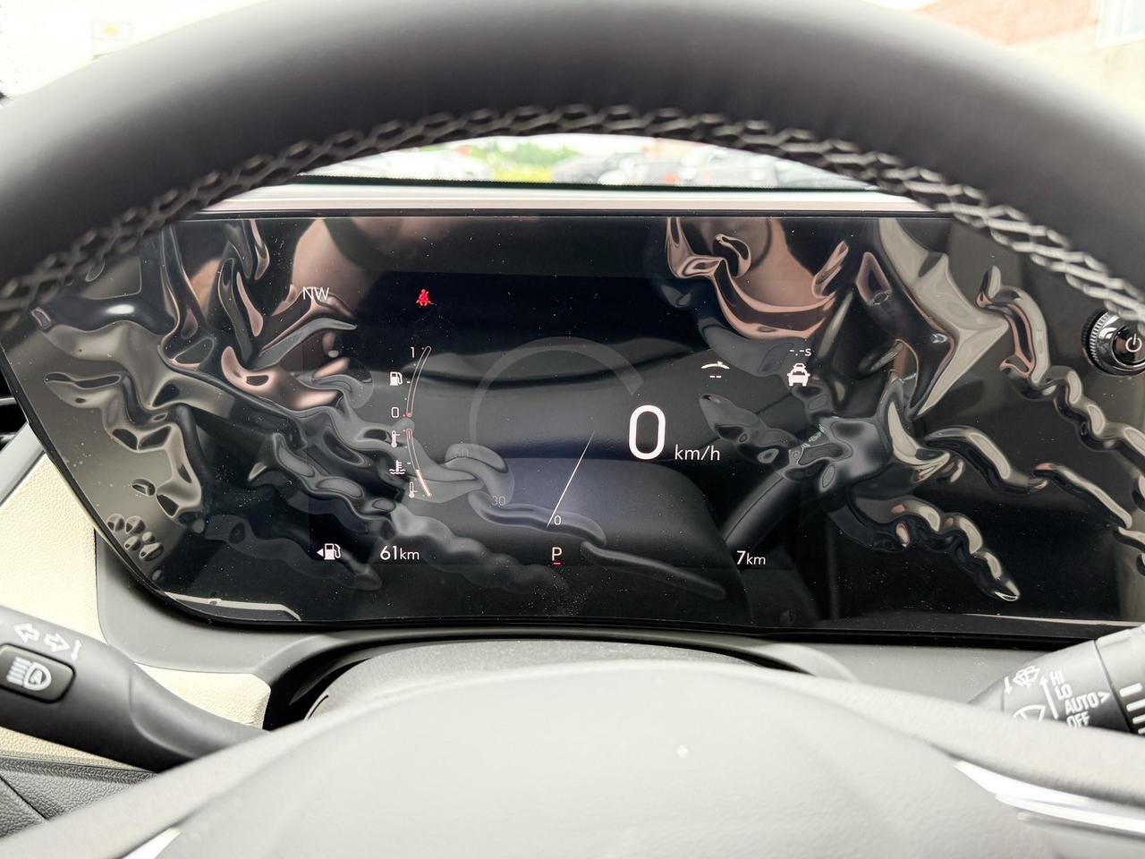 2026 Buick Encore GX Avenir 1.3L 3CYL WITH REMOTE START/ENTRY, SUNROOF, HEATED SEATS, HEATED STEERING WHEEL, HD SURROUND VISION, Photo