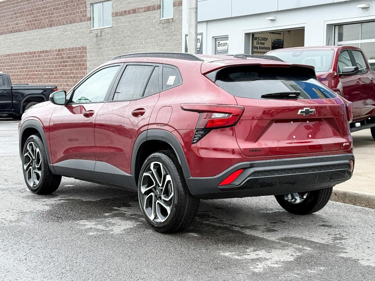 2025 Chevrolet Trax 2RS 1.2L 3 CYL WITH REMOTE START/ENTRY, HEATED SEATS, HEATED STEERING WHEEL, APPLE CARPLAY AND ANDROID AUTO Photo2