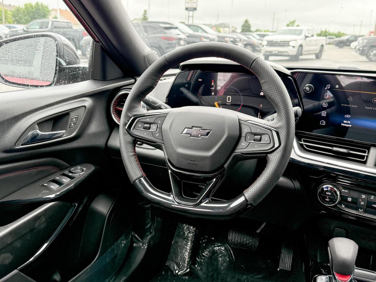 2025 Chevrolet Trax 2RS 1.2L 3 CYL WITH REMOTE START/ENTRY, HEATED SEATS, HEATED STEERING WHEEL, APPLE CARPLAY AND ANDROID AUTO Photo