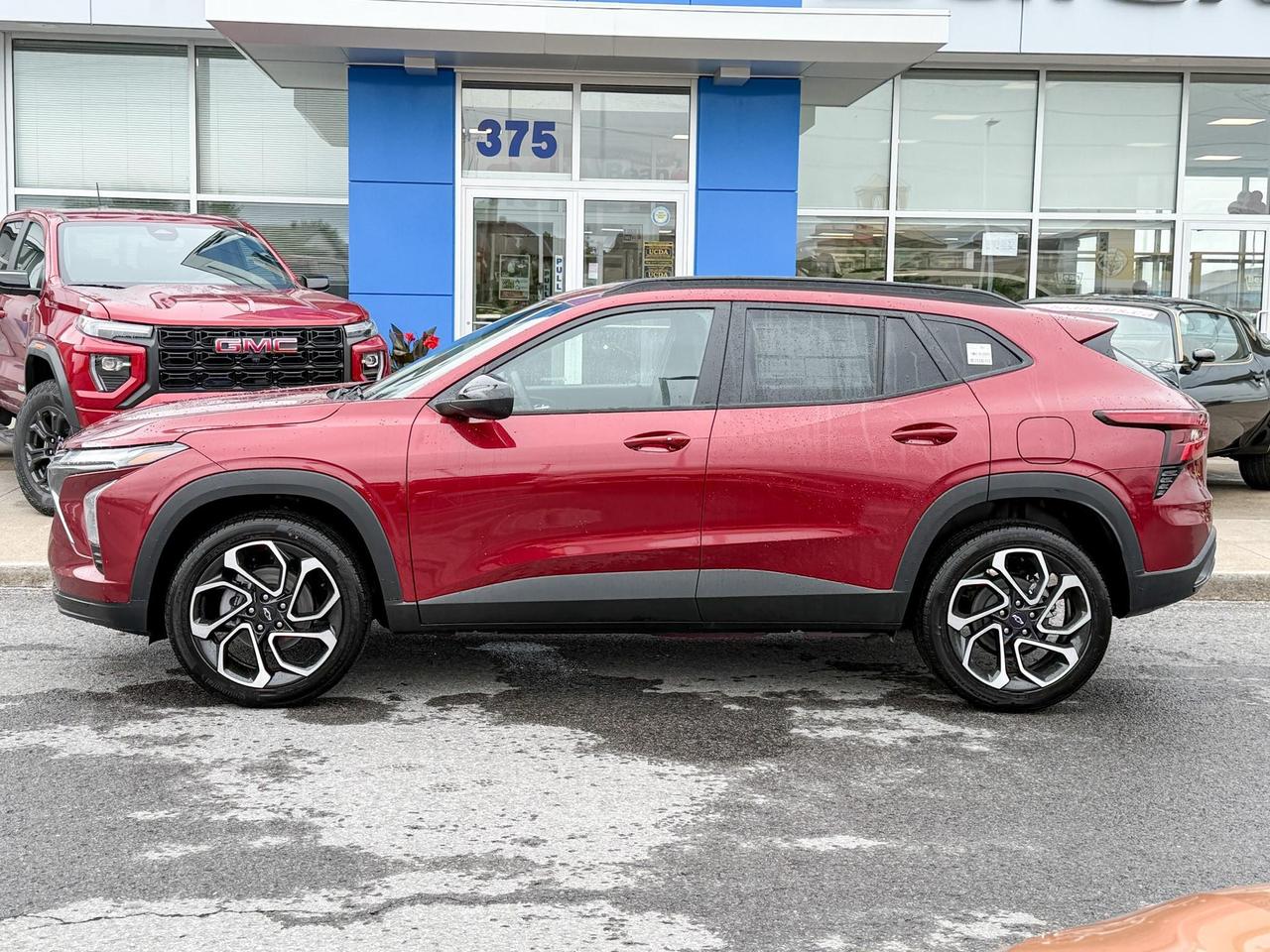 2025 Chevrolet Trax 2RS 1.2L 3 CYL WITH REMOTE START/ENTRY, HEATED SEATS, HEATED STEERING WHEEL, APPLE CARPLAY AND ANDROID AUTO Photo5