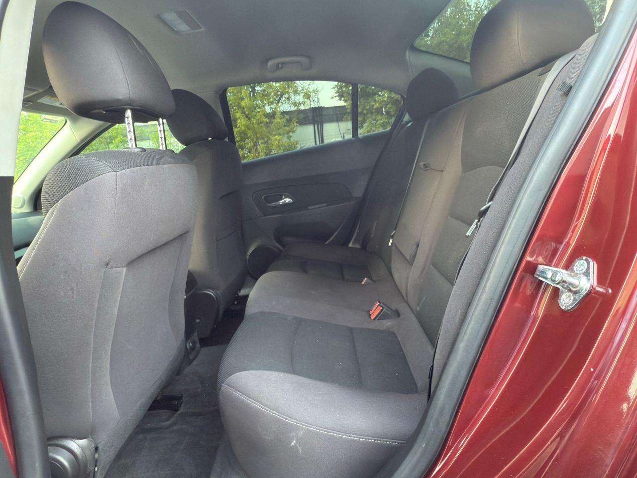 2015 Chevrolet Cruze 1LT - Photo #11