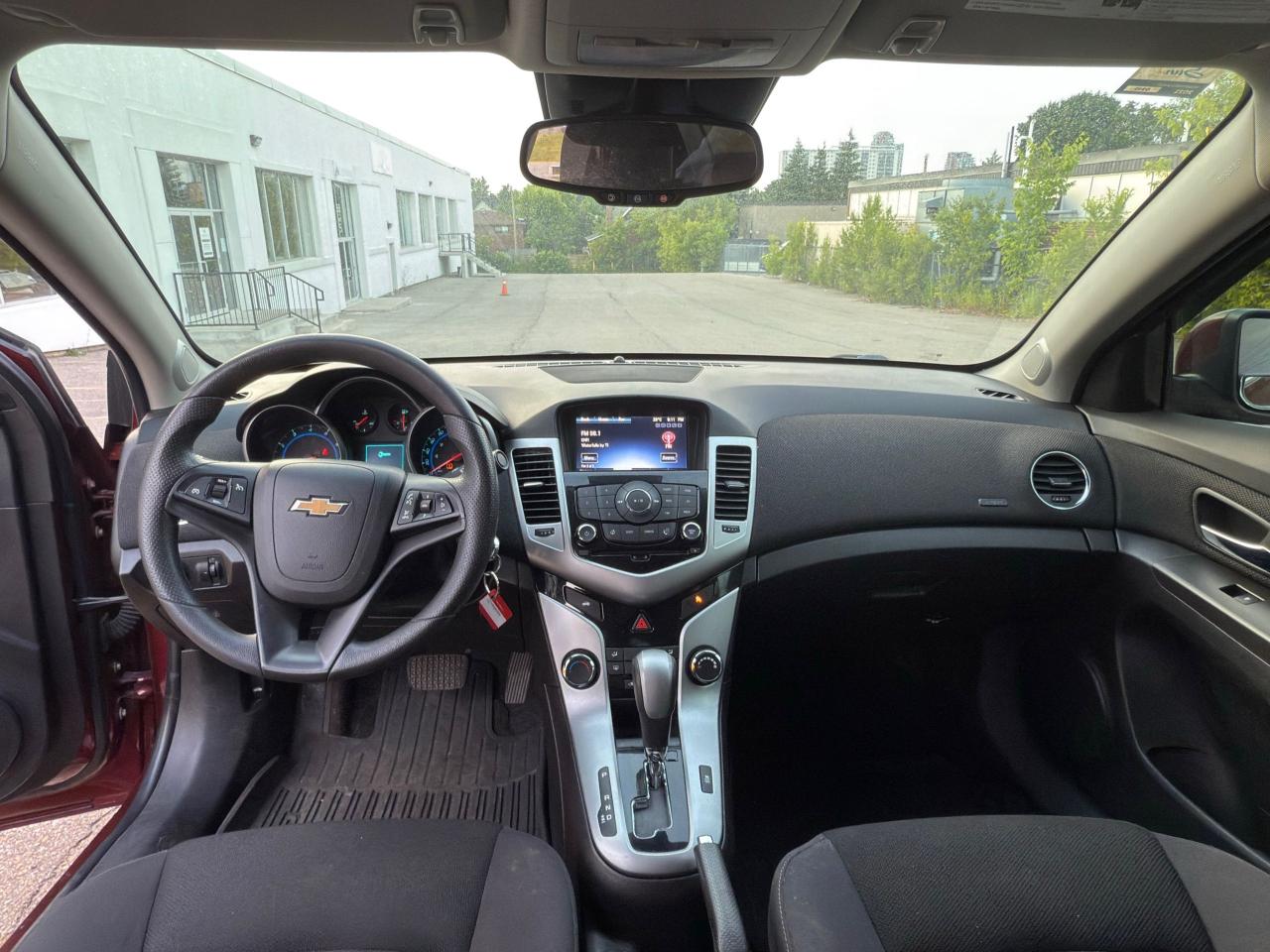 2015 Chevrolet Cruze 1LT - Photo #12