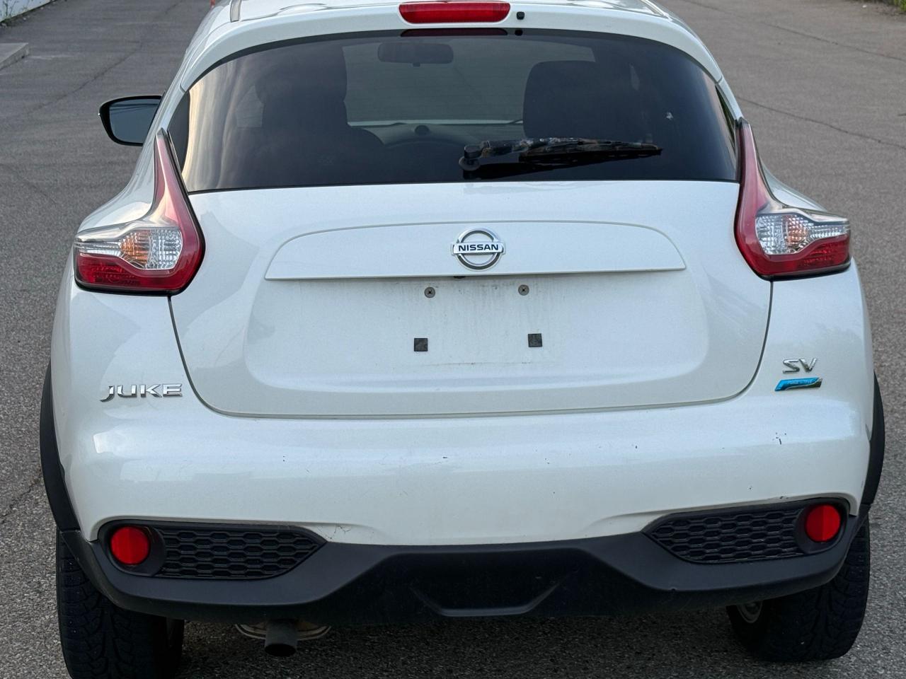 2015 Nissan Juke SV - Photo #5