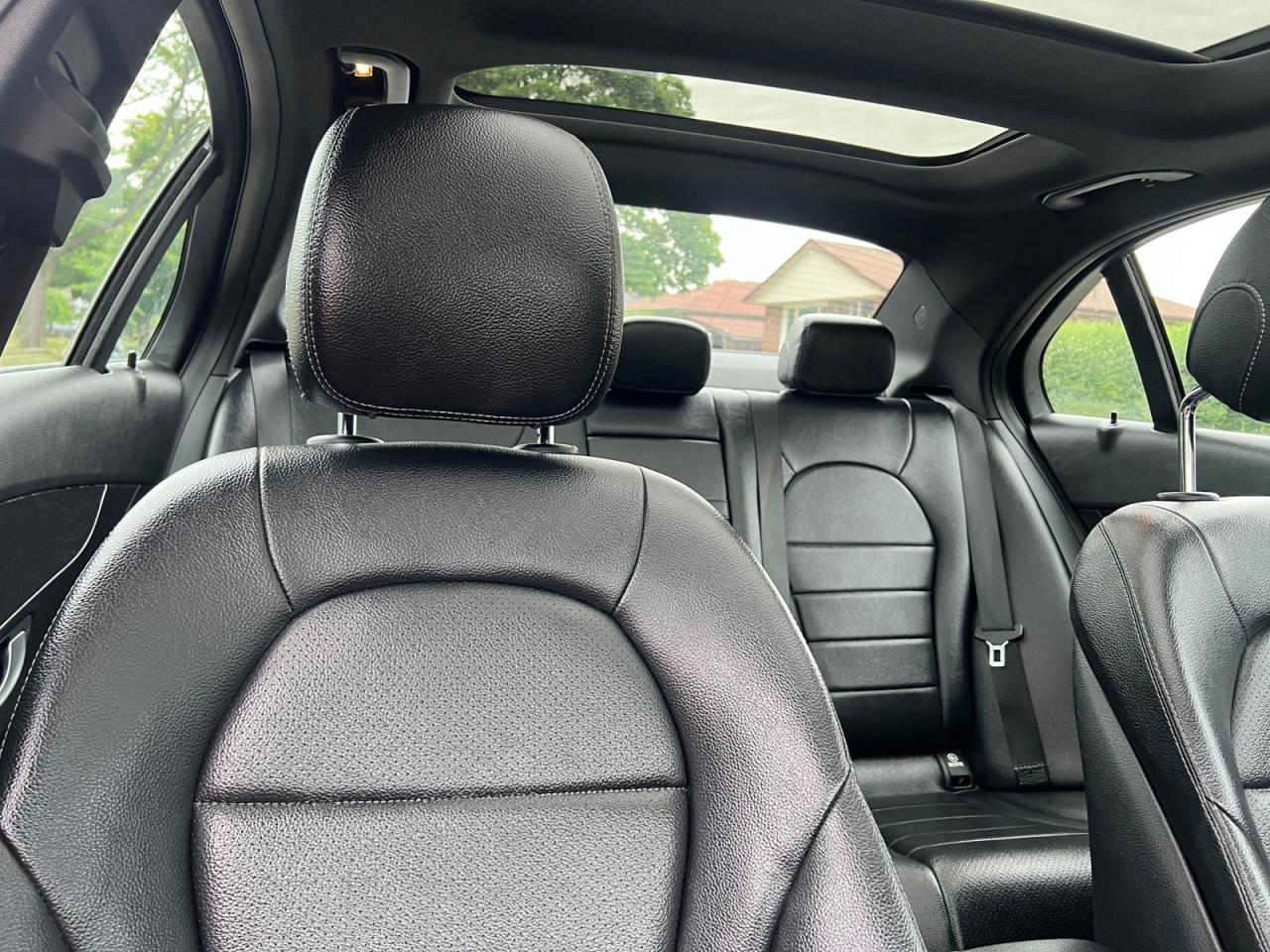 2018 Mercedes-Benz C-Class C300 4MATIC Sedan - Photo #11