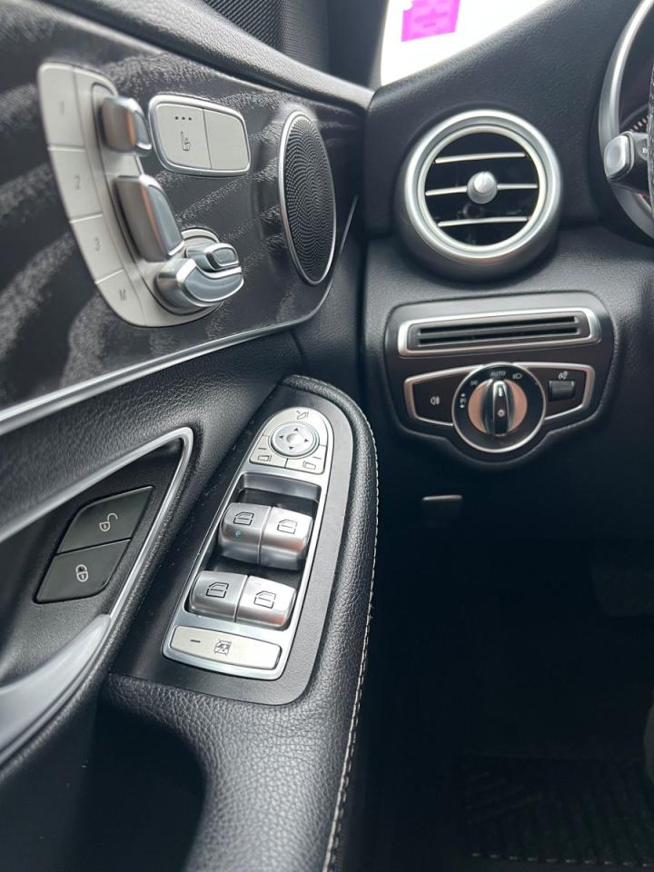 2018 Mercedes-Benz C-Class C300 4MATIC Sedan - Photo #23