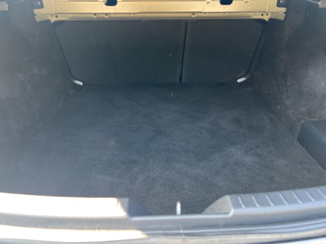 2020 Mazda MAZDA3 FWD - Photo #9