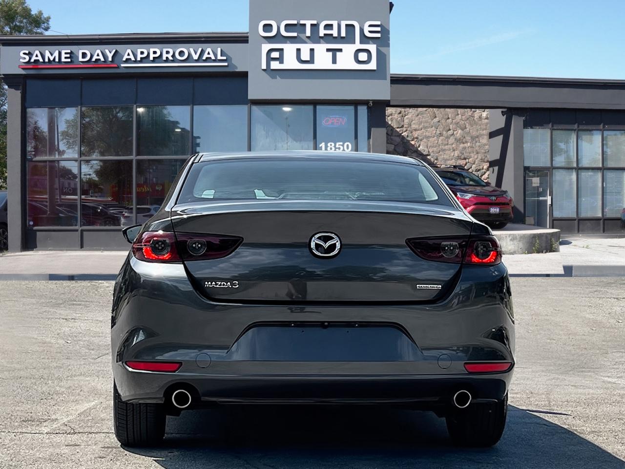2020 Mazda MAZDA3 FWD - Photo #5