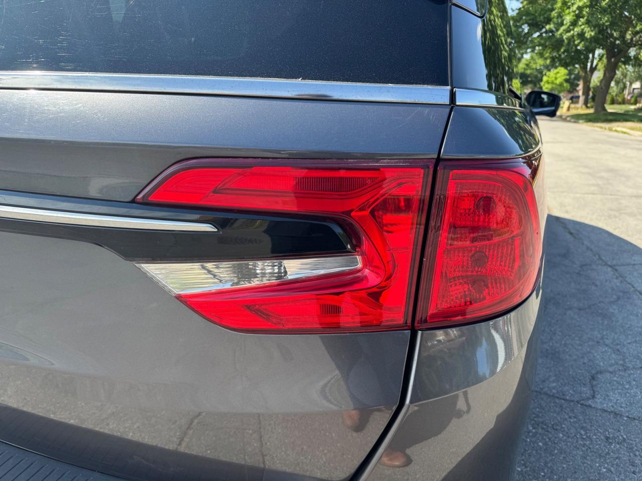 2022 Honda Odyssey EX-L RES Auto - Photo #7