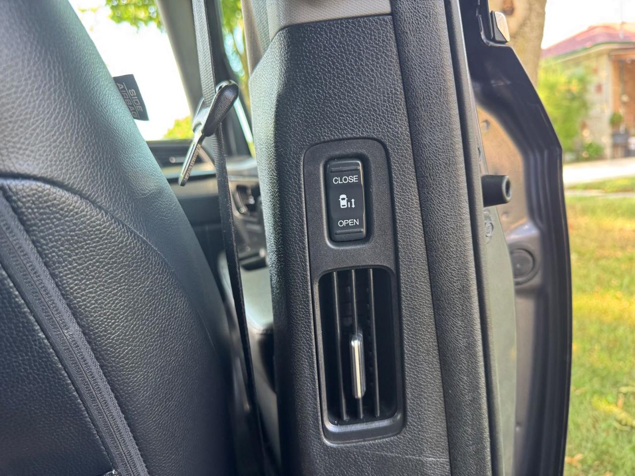 2022 Honda Odyssey EX-L RES Auto - Photo #23