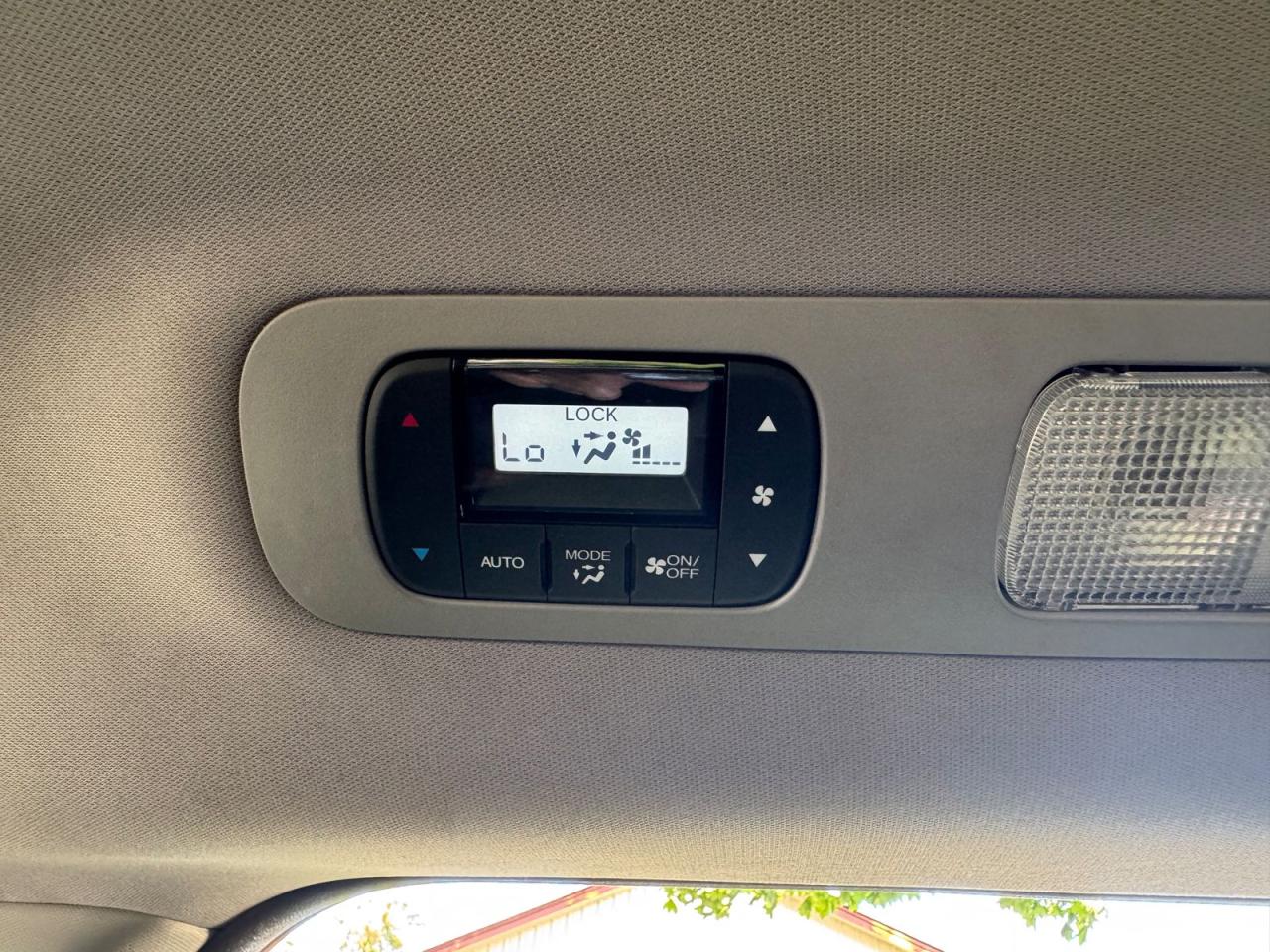 2022 Honda Odyssey EX-L RES Auto - Photo #25