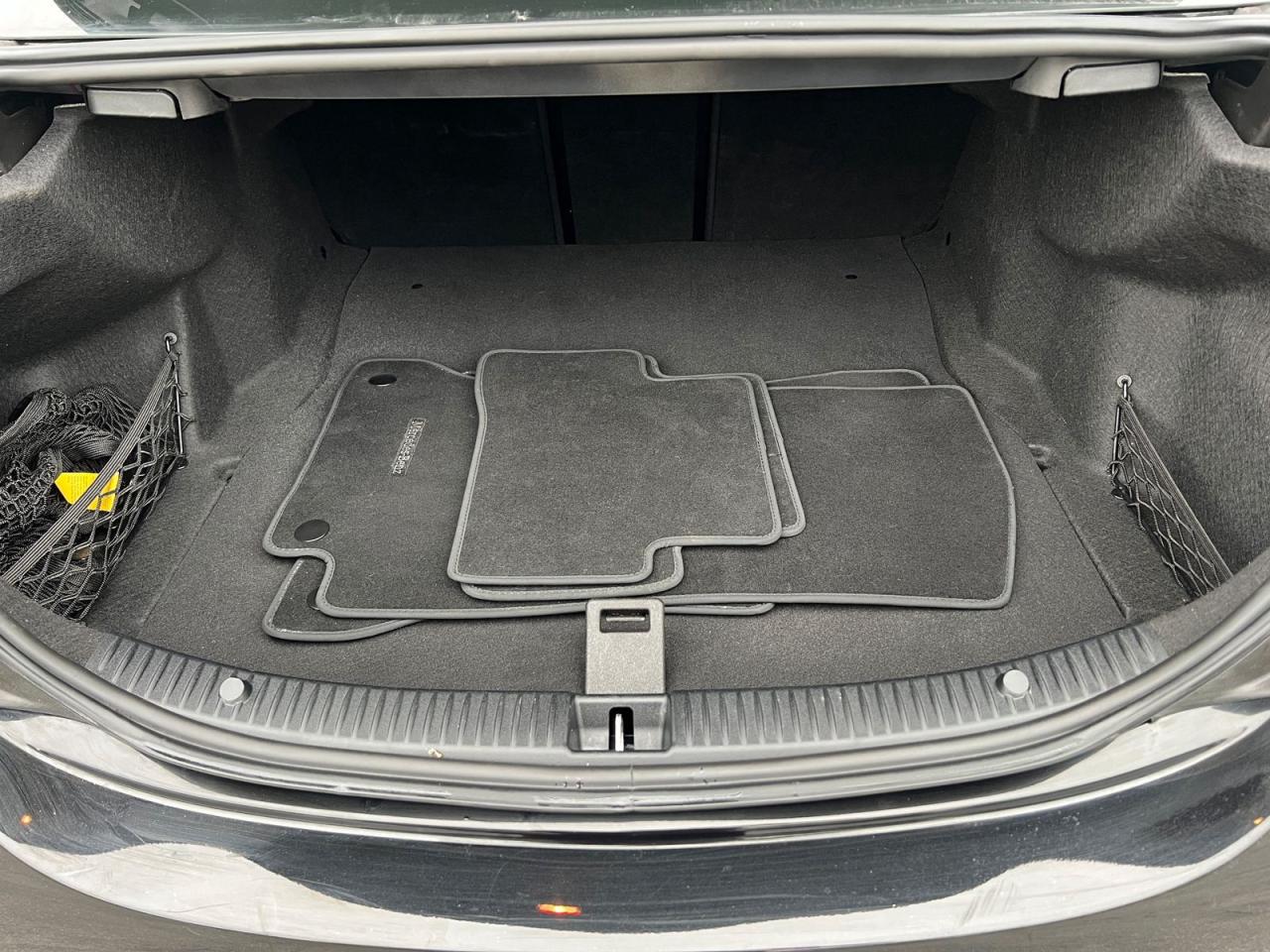 2018 Mercedes-Benz C-Class C300 4MATIC Sedan - Photo #8