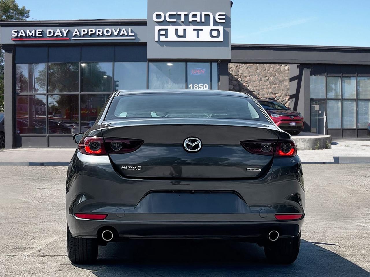 2020 Mazda MAZDA3 FWD - Photo #5