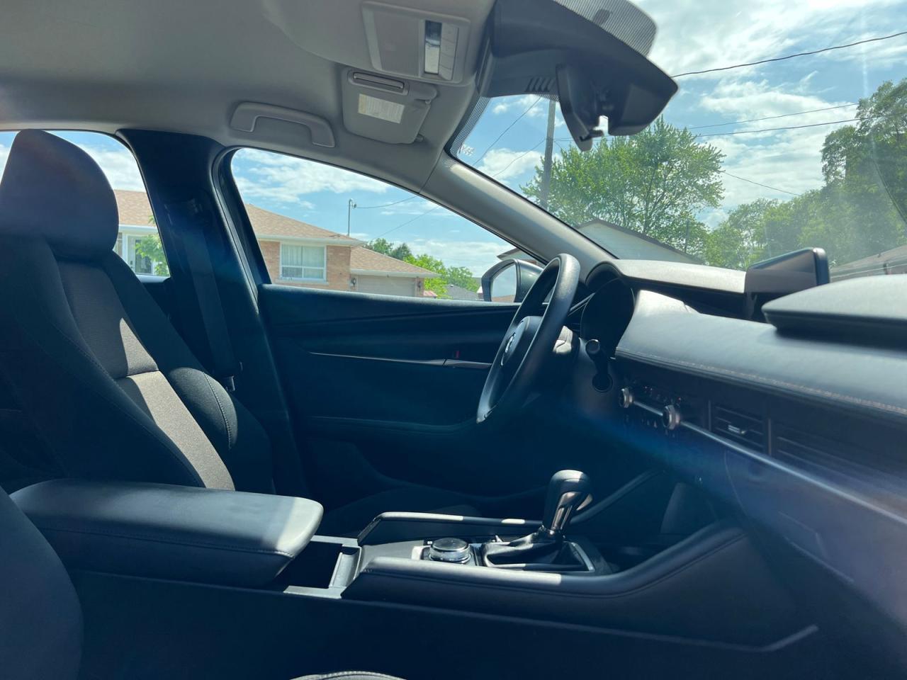2020 Mazda MAZDA3 FWD - Photo #11