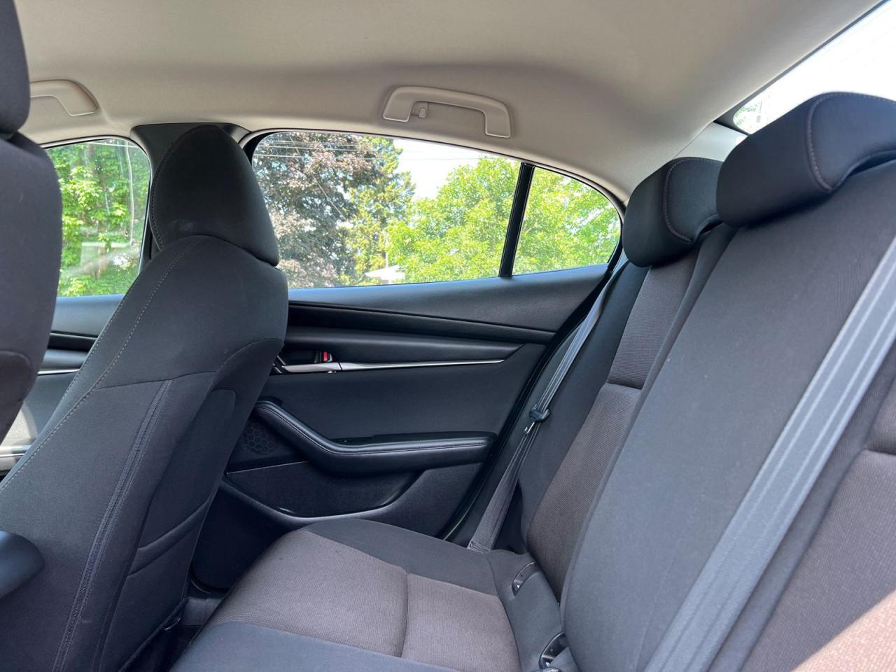 2020 Mazda MAZDA3 FWD - Photo #13
