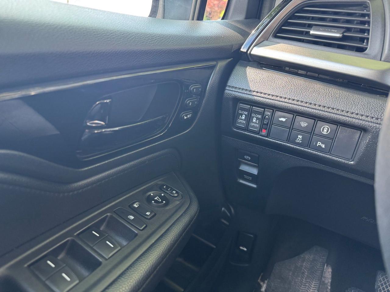 2022 Honda Odyssey EX-L RES Auto - Photo #13