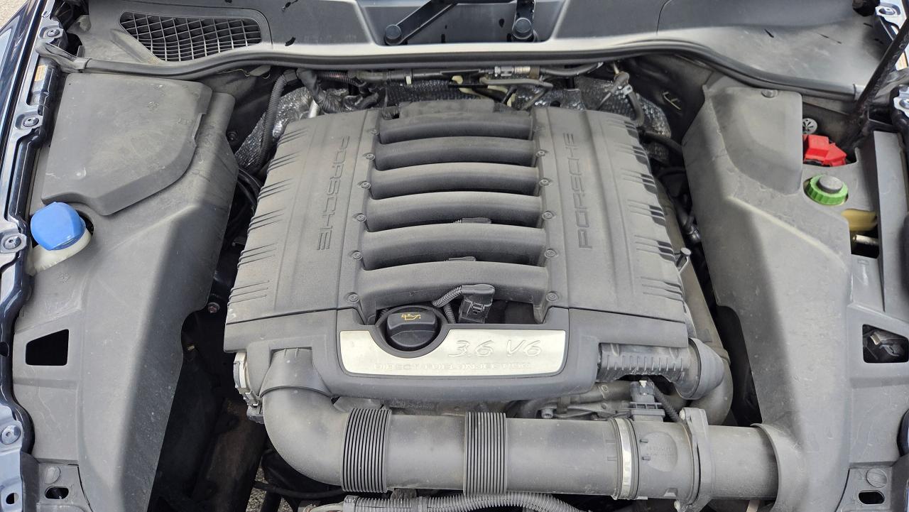 2014 Porsche Cayenne AWD TIPTRONIC - Photo #22