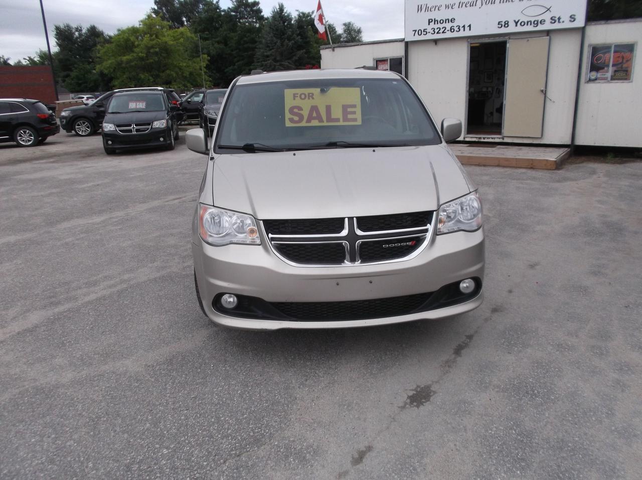 2014 Dodge Grand Caravan SE  30 ANNIVERSARY STO & GO - Photo #2