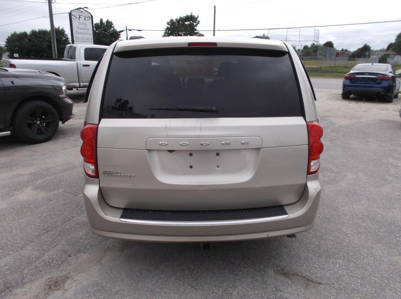 2014 Dodge Grand Caravan SE  30 ANNIVERSARY STO & GO - Photo #4