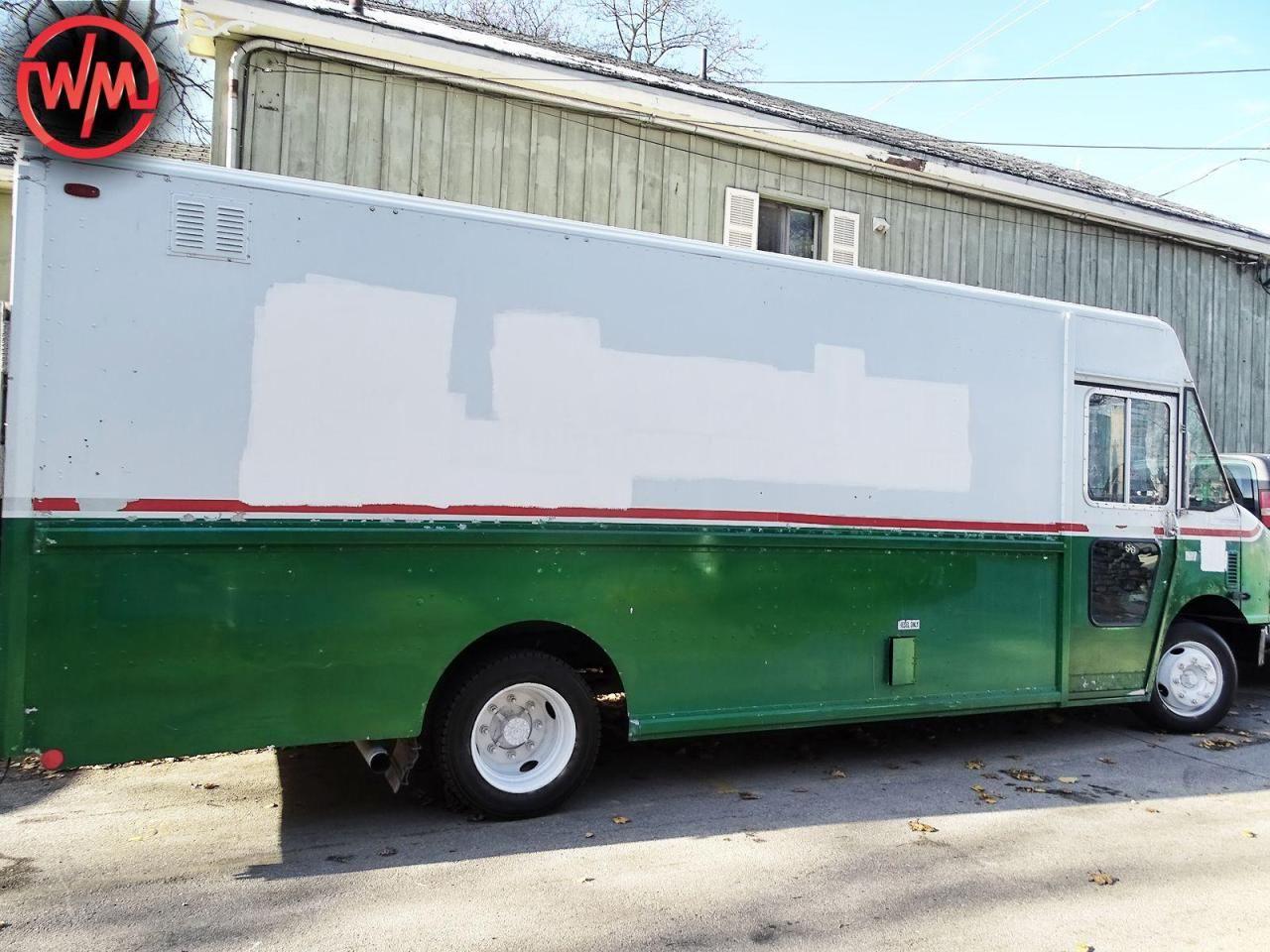 2005 Freightliner MT45 AS IS*DIESEL*FOOD TRUCK*LOW KM*CLEAN CARFAX Photo3