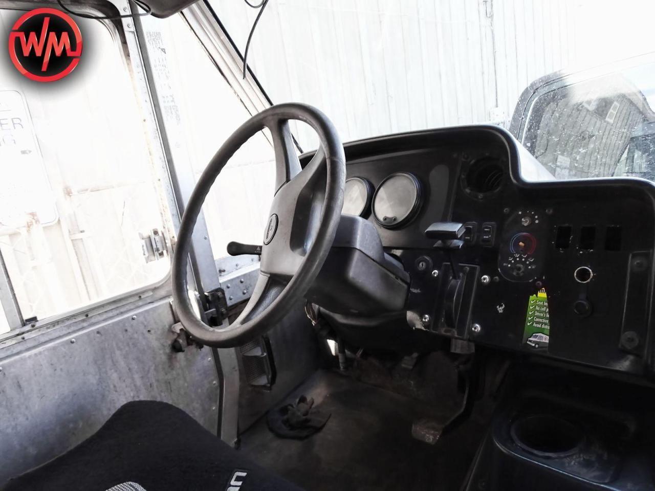 2005 Freightliner MT45 *DIESEL*FOOD TRUCK*LOW KM!!*CLEAN CARFAX!!** Photo4