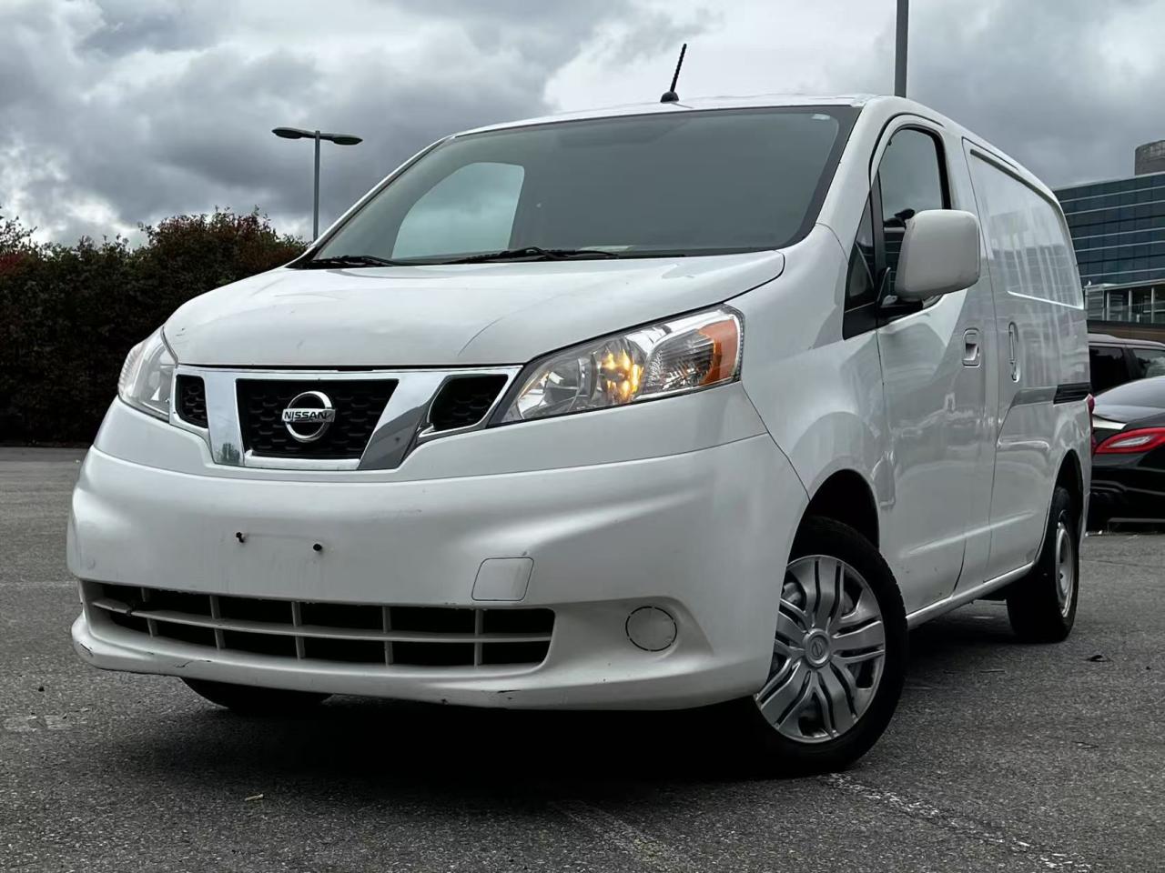 Used 2013 Nissan NV200 I4 S/ NO ACCIDENT for sale in Richmond, BC