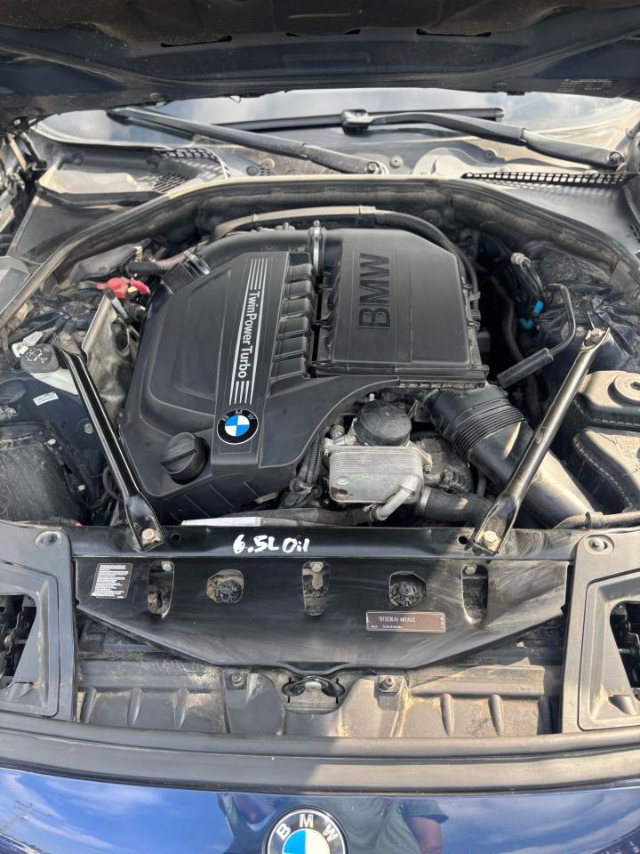 2011 BMW 5 Series 535i xDrive - Photo #15