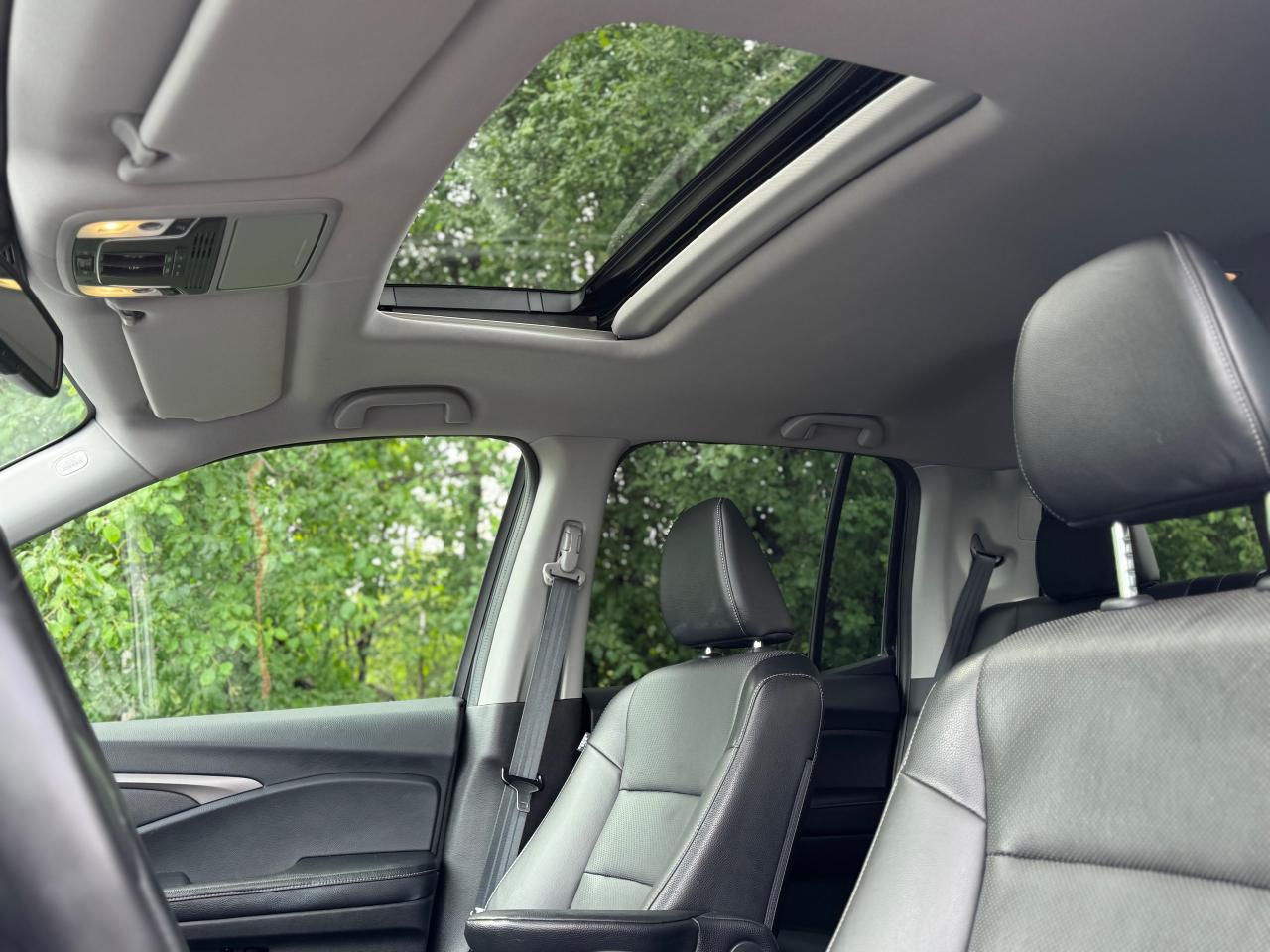 2019 Honda Ridgeline EX-L AWD - Photo #25