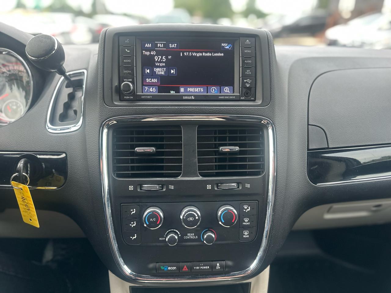 2017 Dodge Grand Caravan SXT Premium Plus Photo42