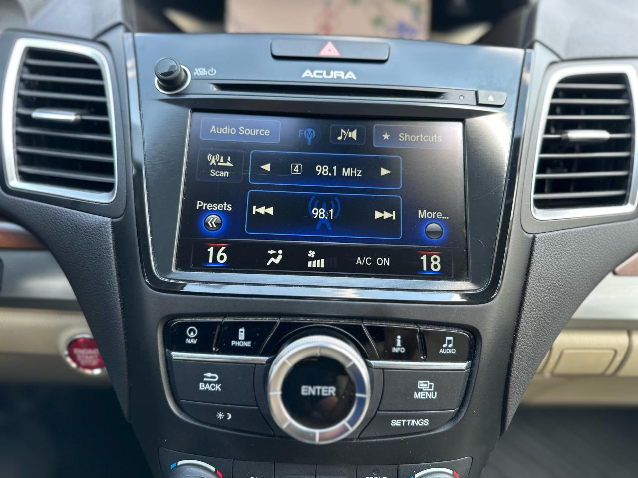 2018 Acura RDX Tech Photo19