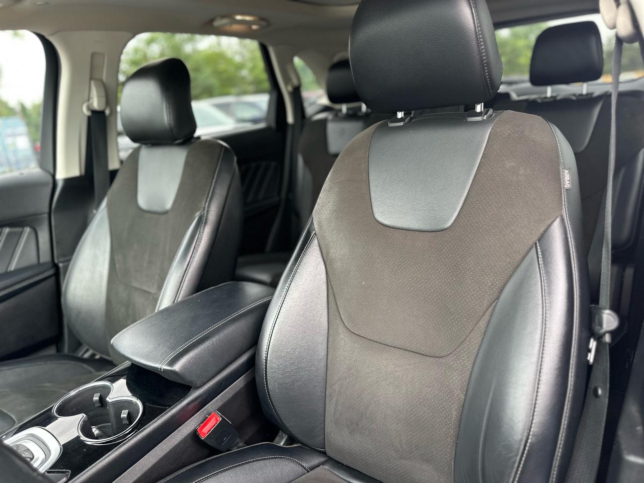 2018 Ford Edge SPORT Photo33